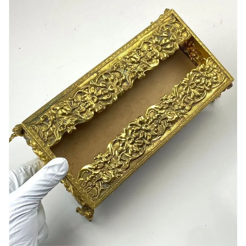 Vtg Cherub Angel Footed Tissue Box Vanity Patina Ormolu Flowers Baroque Rococo E